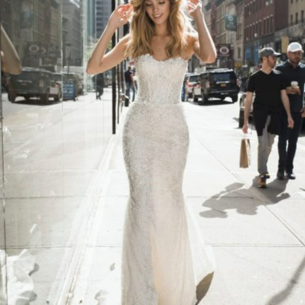 Netta Benshabu Couture Wedding Gown